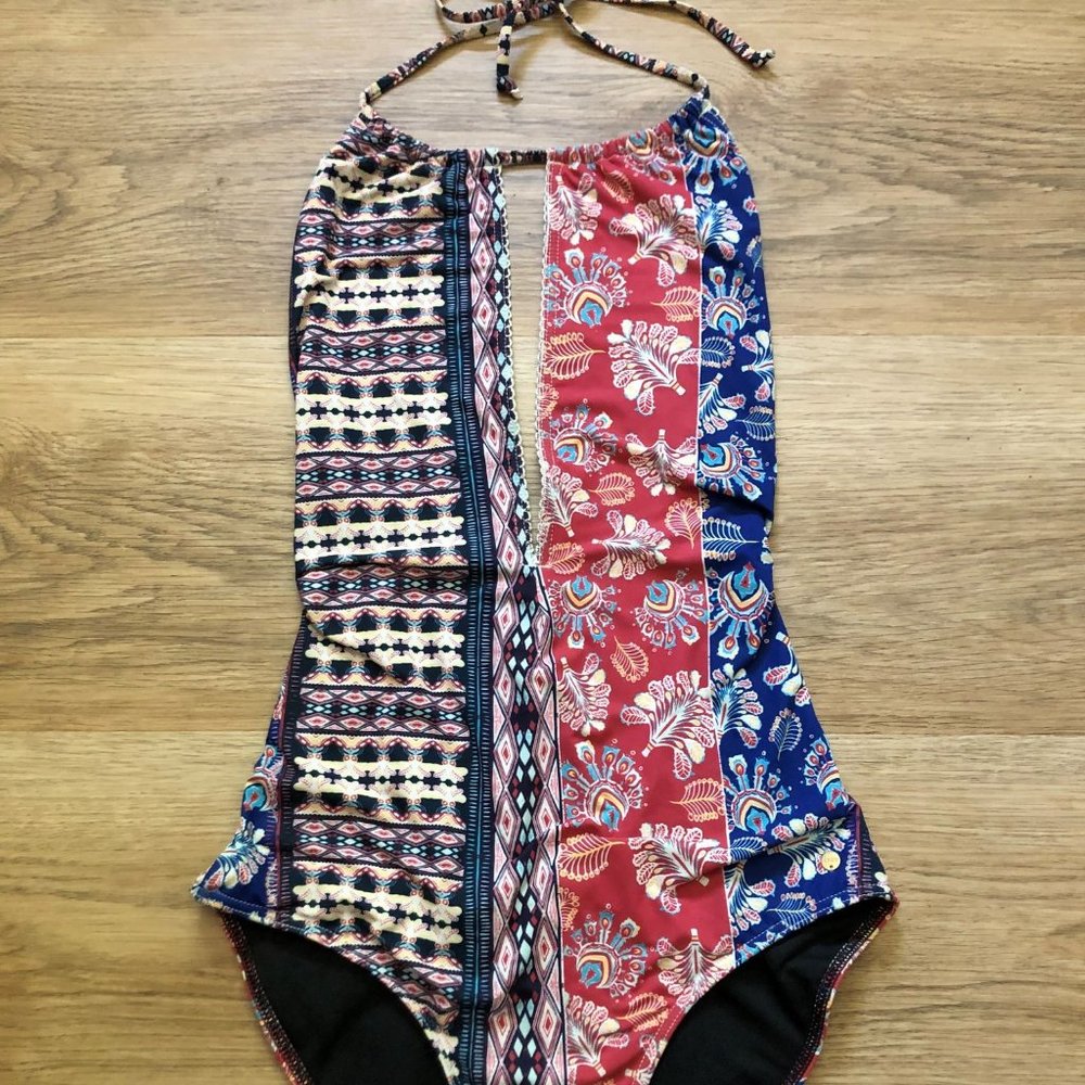 Roxy (M) Mixed Print Backless 1-Piece Swimsuit
